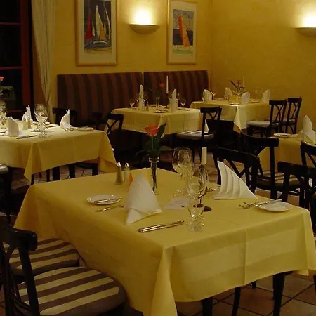 Ξενοδοχείο Arte Σβερίν