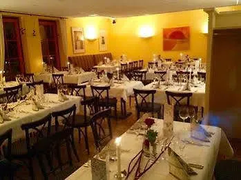 Hotel Arte Schwerin 4*